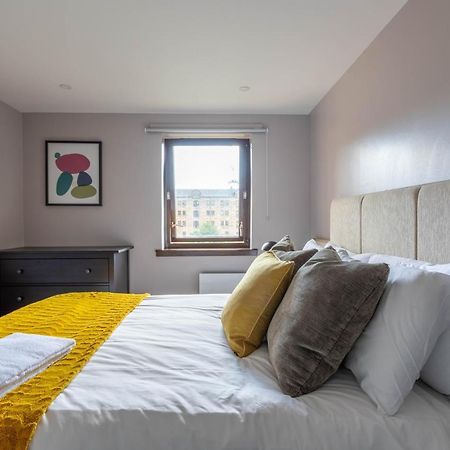 Stunning 1 Bed Merchant City Apartment With Parking غلاسغو المظهر الخارجي الصورة