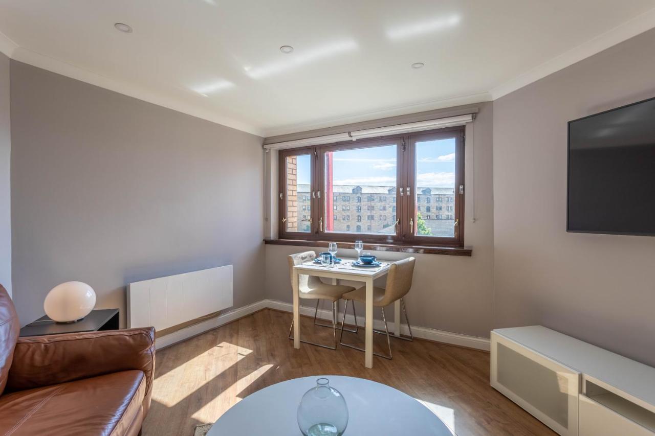 Stunning 1 Bed Merchant City Apartment With Parking غلاسغو المظهر الخارجي الصورة