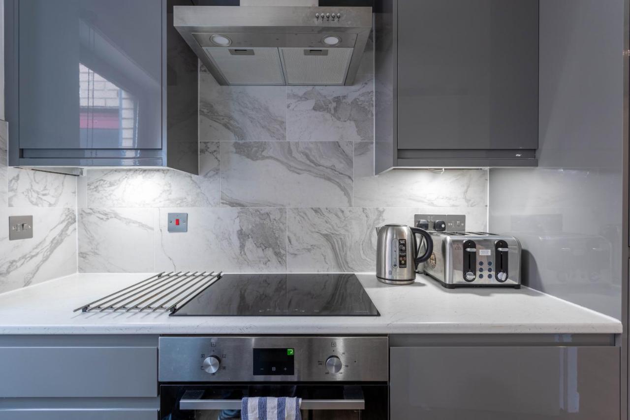 Stunning 1 Bed Merchant City Apartment With Parking غلاسغو المظهر الخارجي الصورة