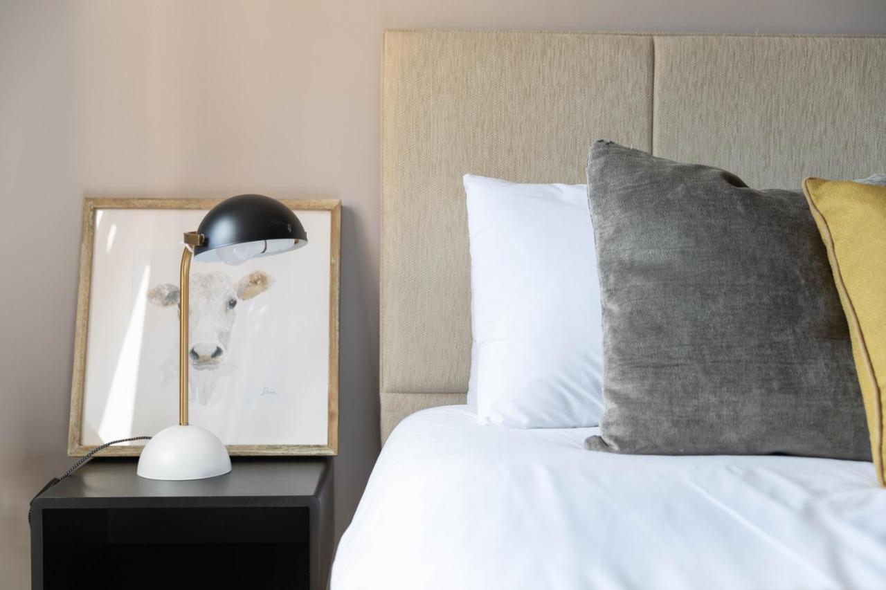 Stunning 1 Bed Merchant City Apartment With Parking غلاسغو المظهر الخارجي الصورة