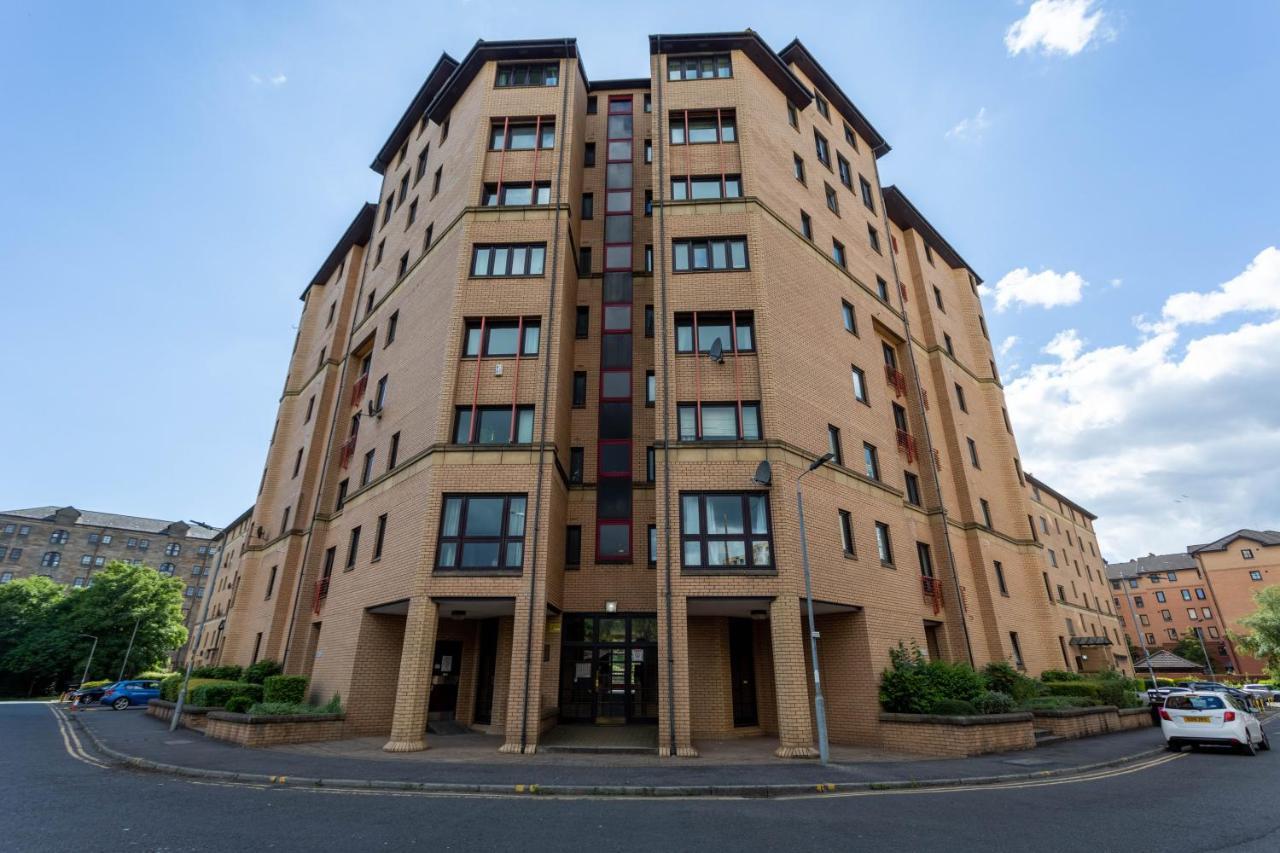 Stunning 1 Bed Merchant City Apartment With Parking غلاسغو المظهر الخارجي الصورة